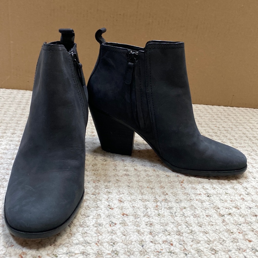 EUC Cole Haan Black Leather Boots Sz 7B